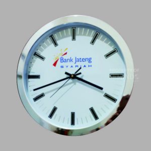 Jam Dinding Garis Chrome